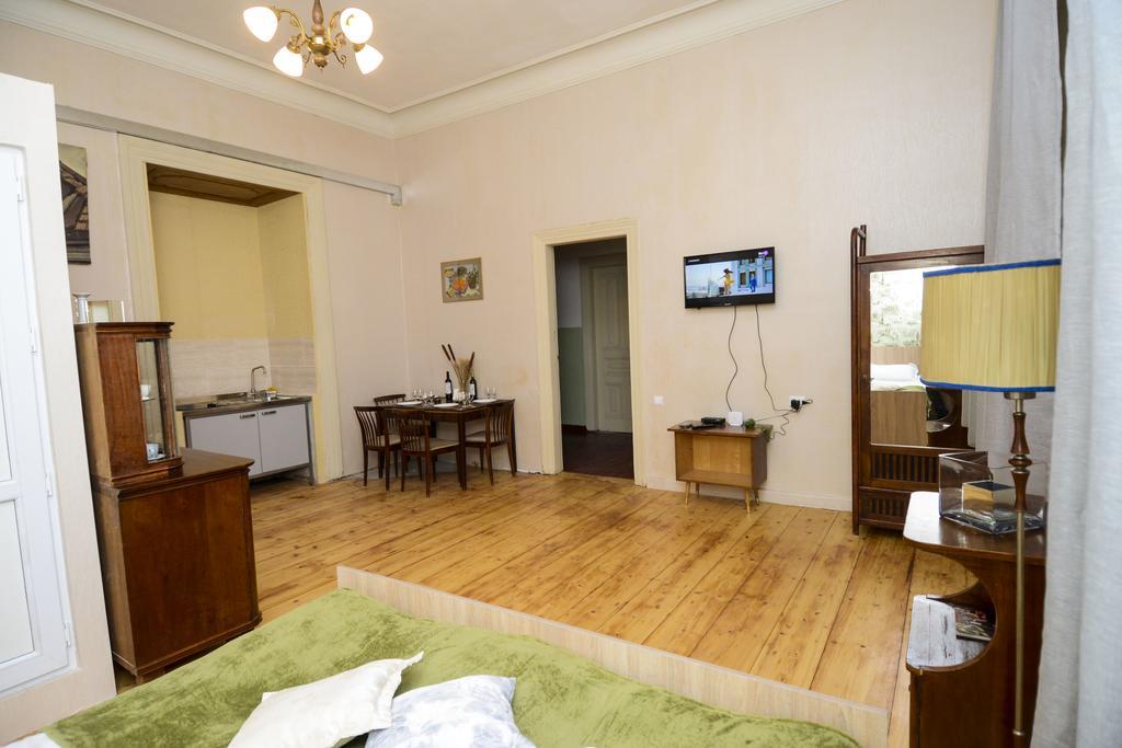 Solo Room Apartment 트빌리시 외부 사진